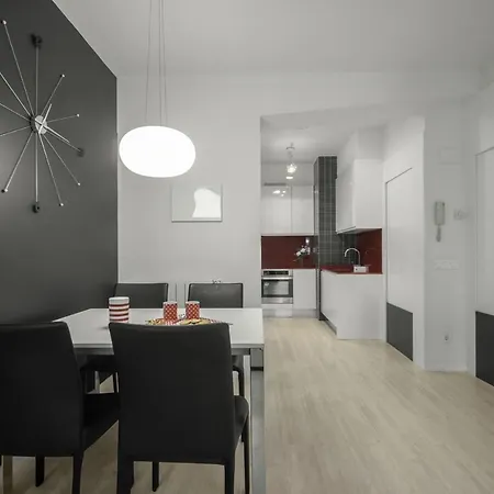 Picasso - Local Rentss * サン・セバスティアン